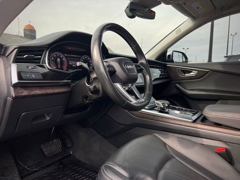 Used 2020 Audi Q8 Premium Plus w/ Premium Plus Package image 33