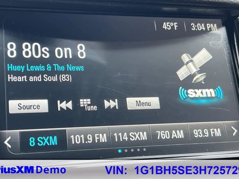 Used 2017 Chevrolet Cruze LT w/ Leather Package image 29