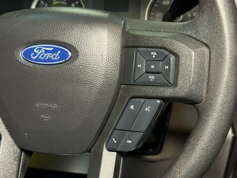 Used 2018 Ford F150 XLT image 33