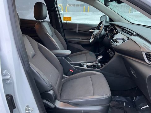 Used 2021 Buick Encore GX Select image 22