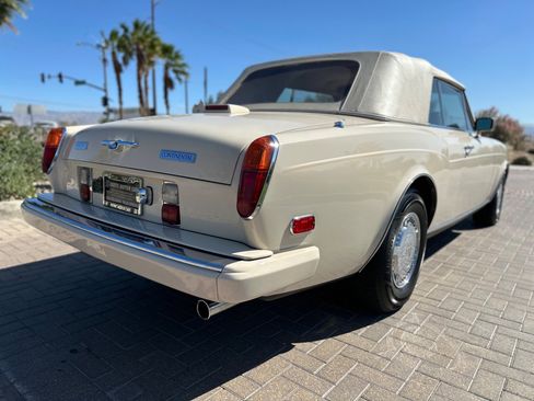 Used 1991 Bentley Continental RWD image 16