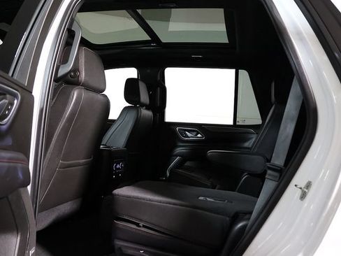 Used 2021 Chevrolet Tahoe RST w/ Luxury Package AWD/4WD image 15