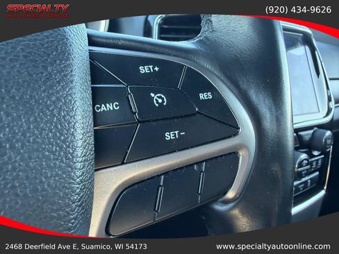 Used 2019 Jeep Grand Cherokee Limited AWD/4WD image 17