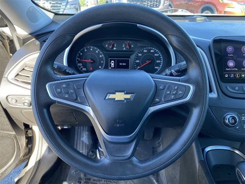 Used 2022 Chevrolet Malibu LT image 29