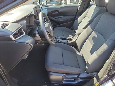 Used 2023 Toyota Corolla LE image 19
