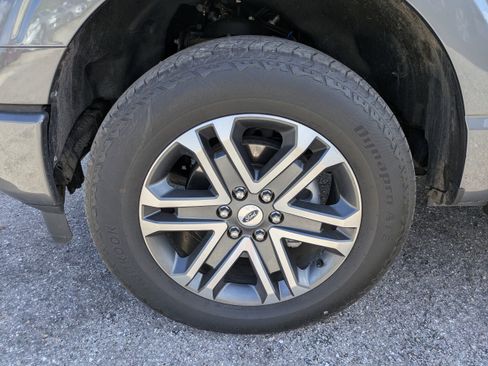 Used 2022 Ford F150 XL w/ STX Appearance Package AWD/4WD image 11