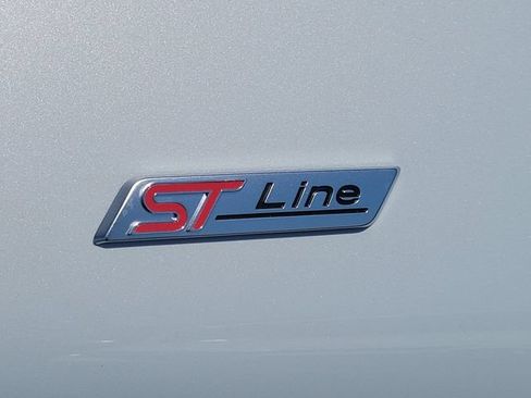 New 2026 Ford Explorer ST-Line RWD image 9