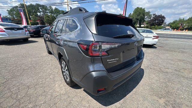 Used 2023 Subaru Outback Premium AWD/4WD image 7