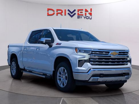 New 2026 Chevrolet Silverado 1500 LTZ w/ LTZ Premium Package AWD/4WD image 7