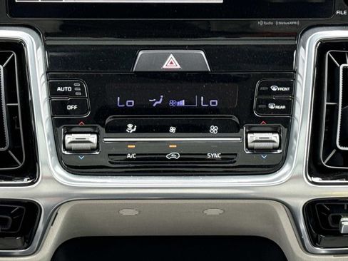 Used 2023 Kia Sorento SX AWD/4WD image 20