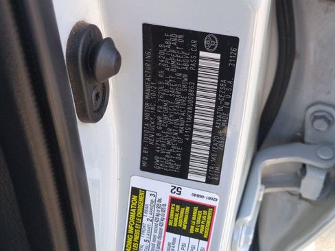 Used 2022 Toyota Camry SE w/ Carpet Mat Package (TMS) FWD image 24