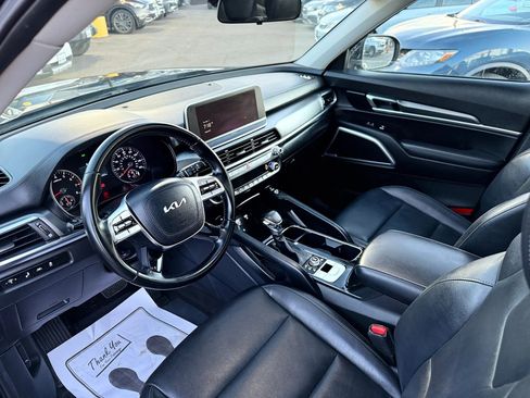 Used 2022 Kia Telluride S image 11