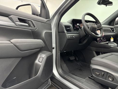 New 2027 GMC Terrain Elevation w/ Elevation Premium Package FWD image 15