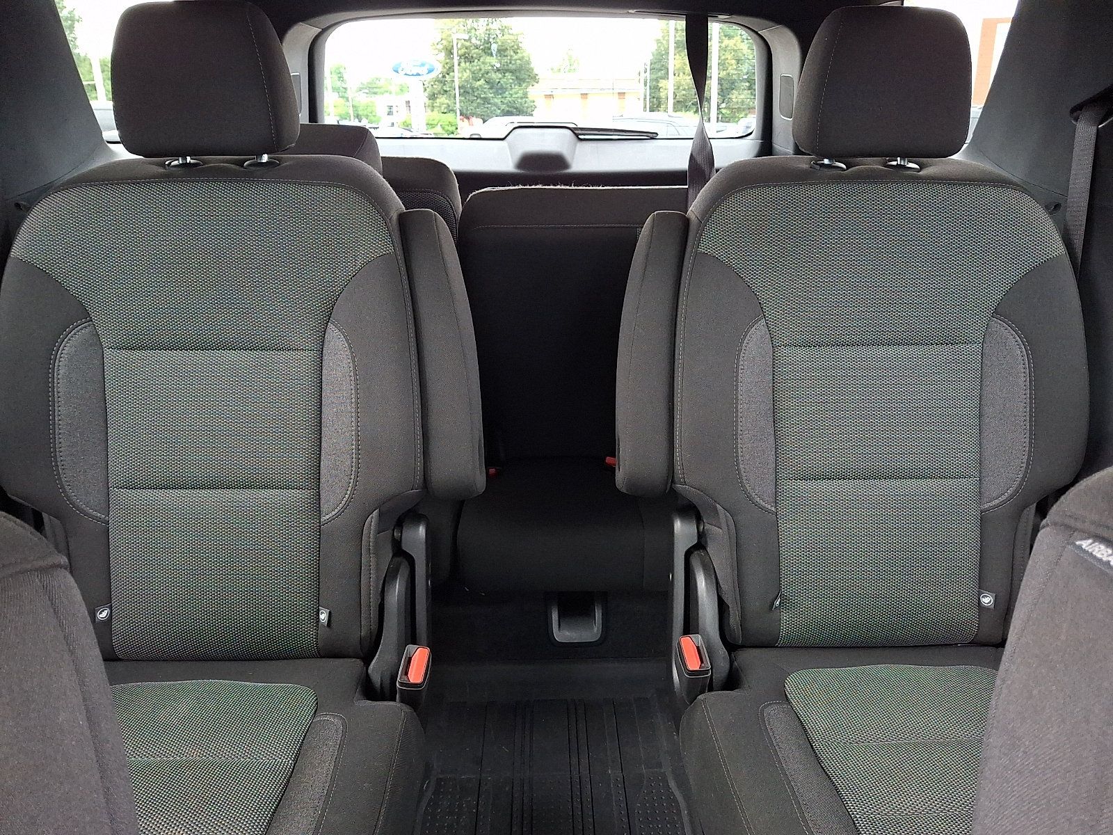 Used 2023 Chevrolet Traverse LT FWD image 19