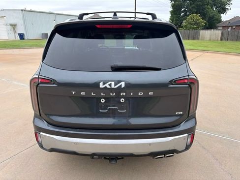 Used 2024 Kia Telluride SX w/ Towing Package AWD/4WD image 4