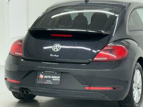 Used 2017 Volkswagen Beetle 1.8T S image 33