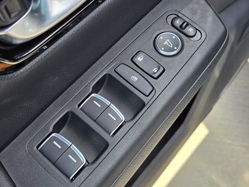 Certified 2025 Honda CR-V Sport Touring image 29
