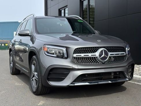 Certified 2021 Mercedes-Benz GLB 250 4MATIC image 10