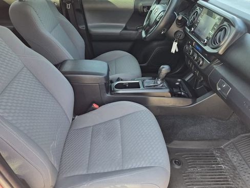Used 2023 Toyota Tacoma SR AWD/4WD image 13