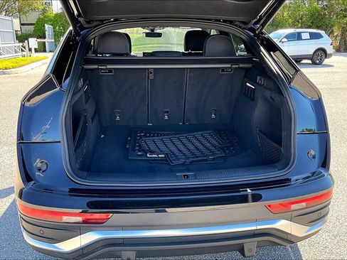 Used 2023 Audi Q5 2.0T Premium Plus w/ Premium Plus Package image 15