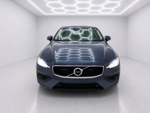 Used 2020 Volvo S60 T6 Momentum AWD/4WD image 8