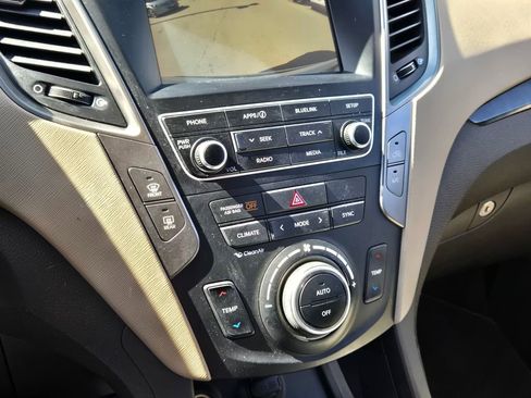 Used 2017 Hyundai Santa Fe Sport AWD/4WD image 33