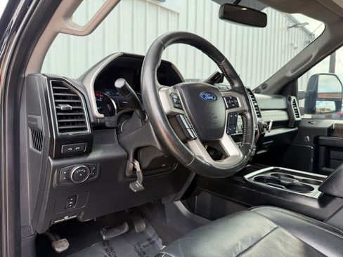 Used 2019 Ford F250 Lariat w/ Chrome Package AWD/4WD image 16