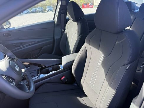 New 2026 Hyundai Elantra SEL Sport Premium FWD image 33