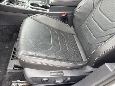 Used 2024 Volkswagen Jetta SEL image 5