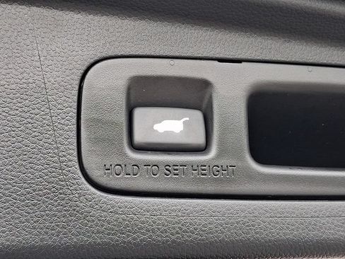 Used 2024 Honda CR-V EX-L image 30
