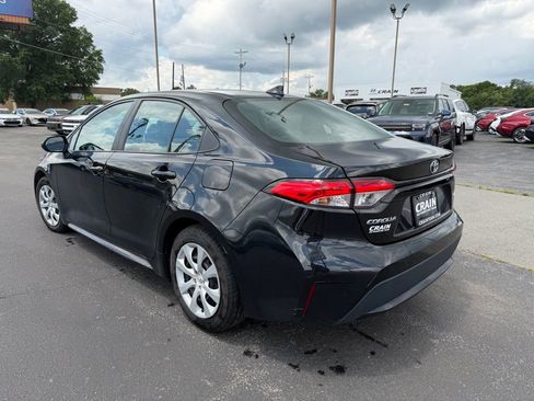 Used 2021 Toyota Corolla LE FWD image 9