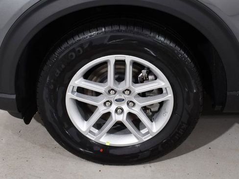 New 2026 Ford Explorer Active AWD/4WD image 25