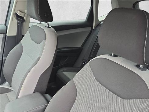 Certified 2023 Volkswagen Taos S FWD image 16
