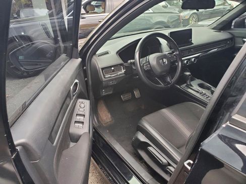 Used 2023 Kia Sorento LX image 14