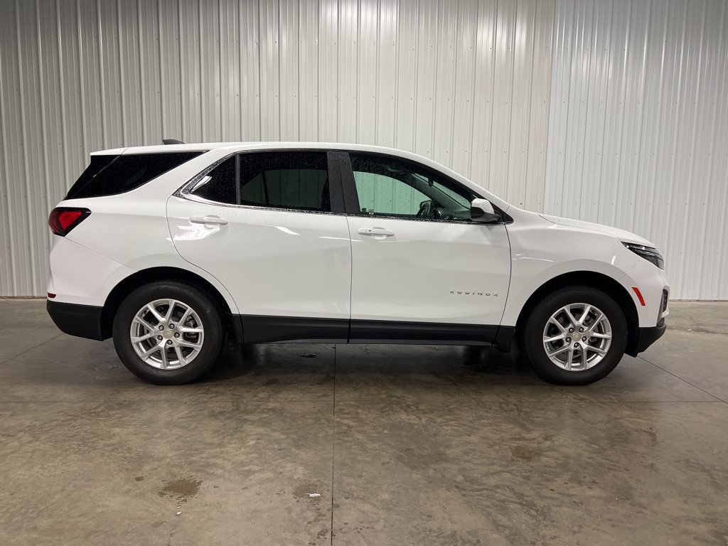 Certified 2023 Chevrolet Equinox LT w/ Driver Convenience Package AWD/4WD image 2