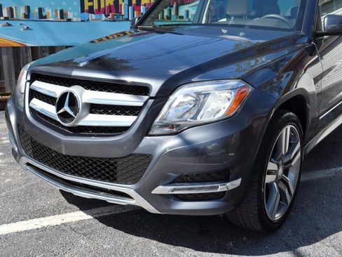 Used 2015 Mercedes-Benz GLK 350 2WD w/ Premium 1 Package image 5