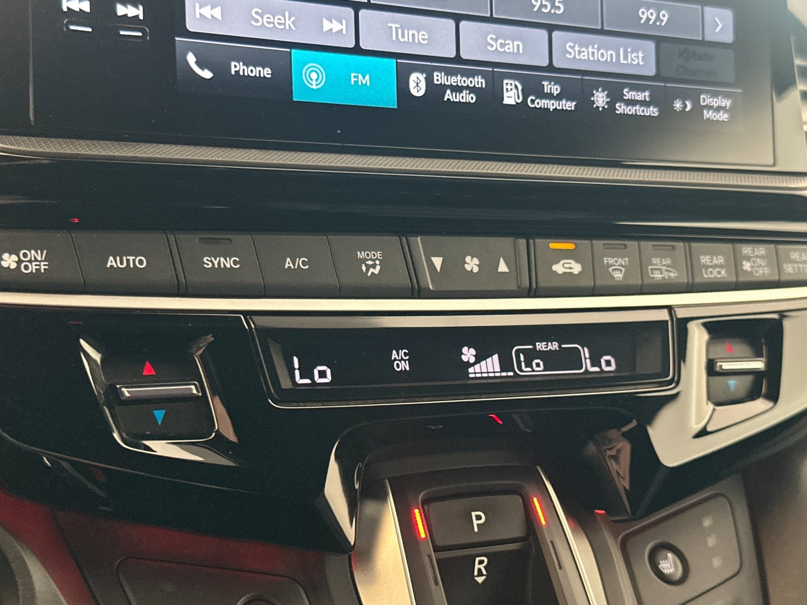 Used 2025 Honda Odyssey Sport-L image 20