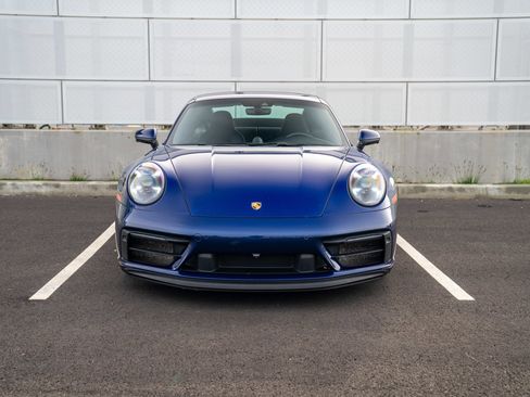 Certified 2024 Porsche 911 Carrera GTS RWD image 6