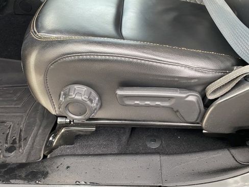 Used 2022 Jeep Gladiator Overland image 29