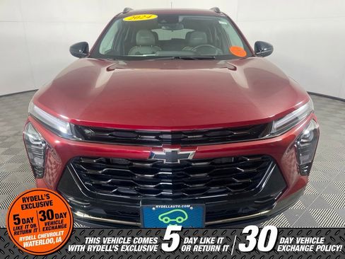 Used 2024 Chevrolet Trax ACTIV w/ Sunroof Package FWD image 14