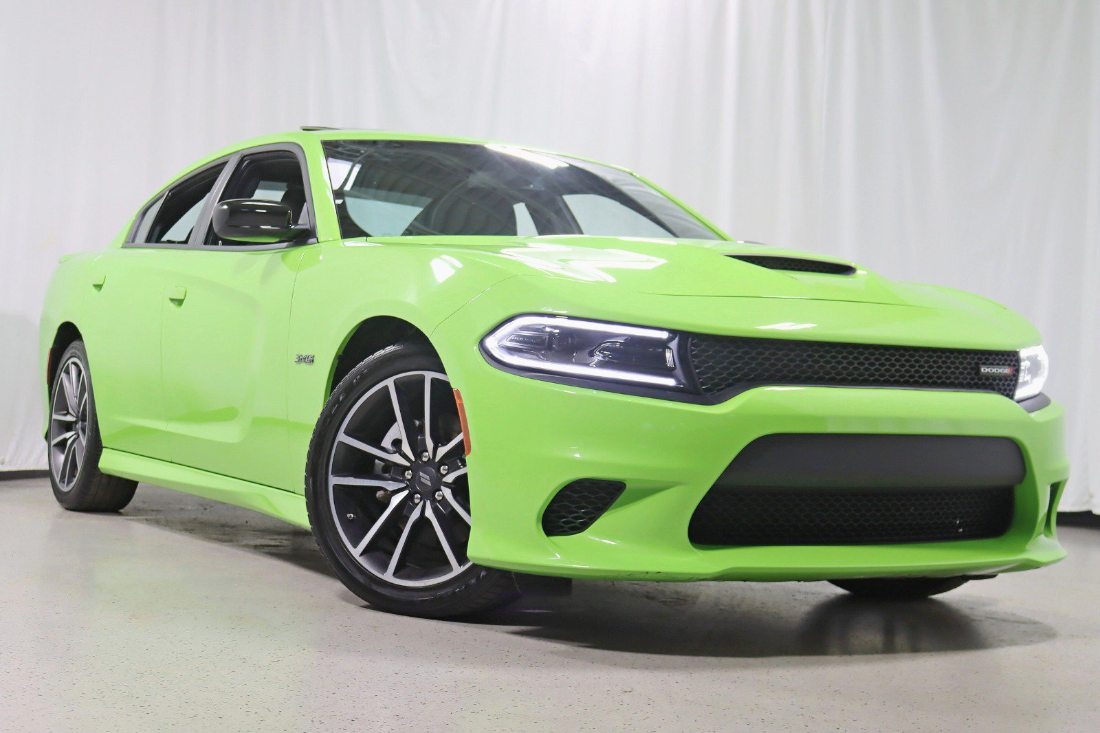 Used 2023 Dodge Charger R/T w/ Cold Weather Package RWD image 7