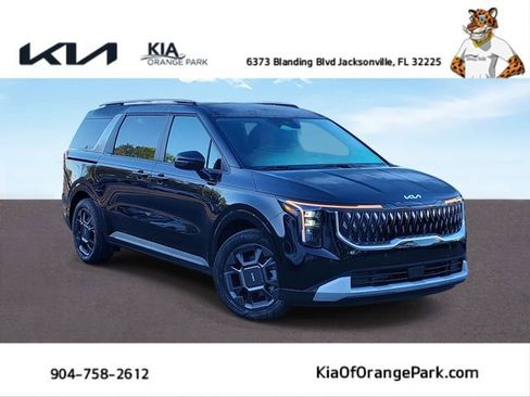 Used 2026 Kia Carnival EX FWD image 1