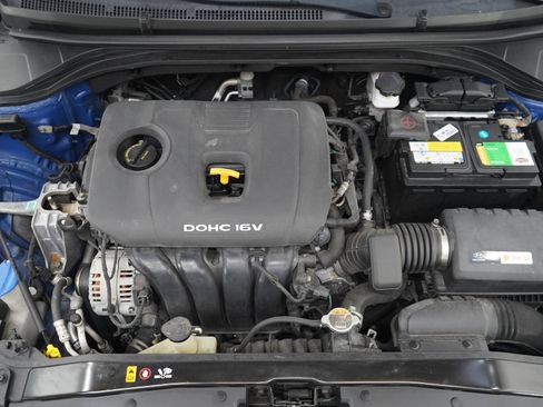 Used 2017 Hyundai Elantra Value Edition FWD image 29