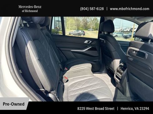 Used 2025 BMW X7 xDrive40i AWD/4WD image 13