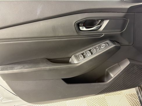 Used 2023 Honda Accord EX image 13