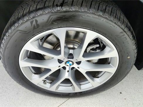 Used 2026 BMW X5 sDrive40i image 57