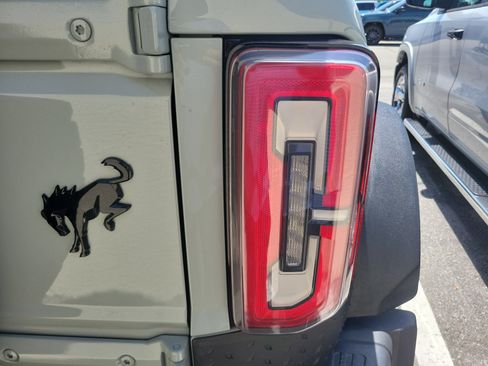 Used 2021 Ford Bronco Badlands AWD/4WD image 11