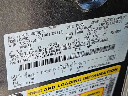 Used 2020 Ford Expedition XLT w/ Equipment Group 202A AWD/4WD image 26
