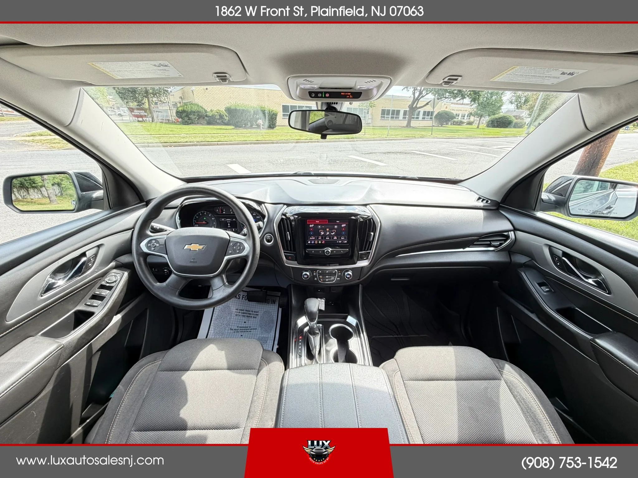 Used 2021 Chevrolet Traverse LS AWD/4WD image 19