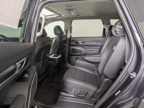 New 2025 Kia Telluride S image 27